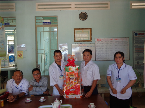 Các đồng chí lãnh đạo Trung tâm y tế Bắc Bình thăm, chúc Tết các cơ quan, đơn vị Trạm y tế xã, thị trấn huyện Bắc Bình